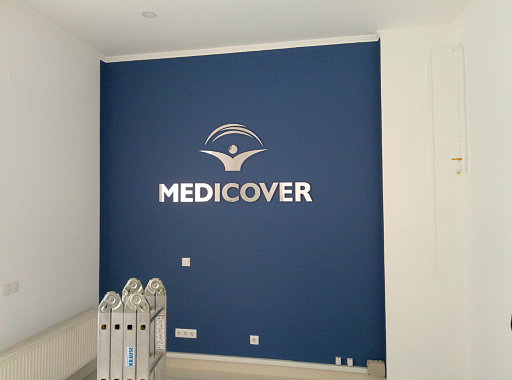 Ще одна інтер'єрна вивіска в мережі медичних центрів medicover. (Львів, Героїв УПА)